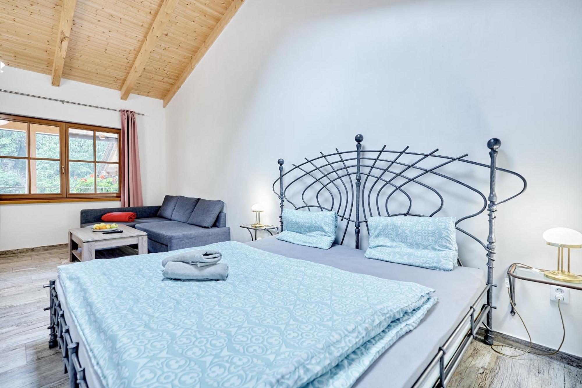Apartmány Svatošské skály Loket Esterno foto